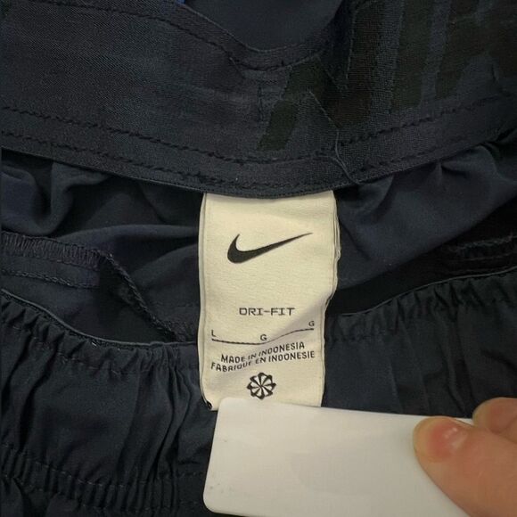 Nike Dri-FIT Mens 9in Woven Training Shorts Large - Picture 3 of 6